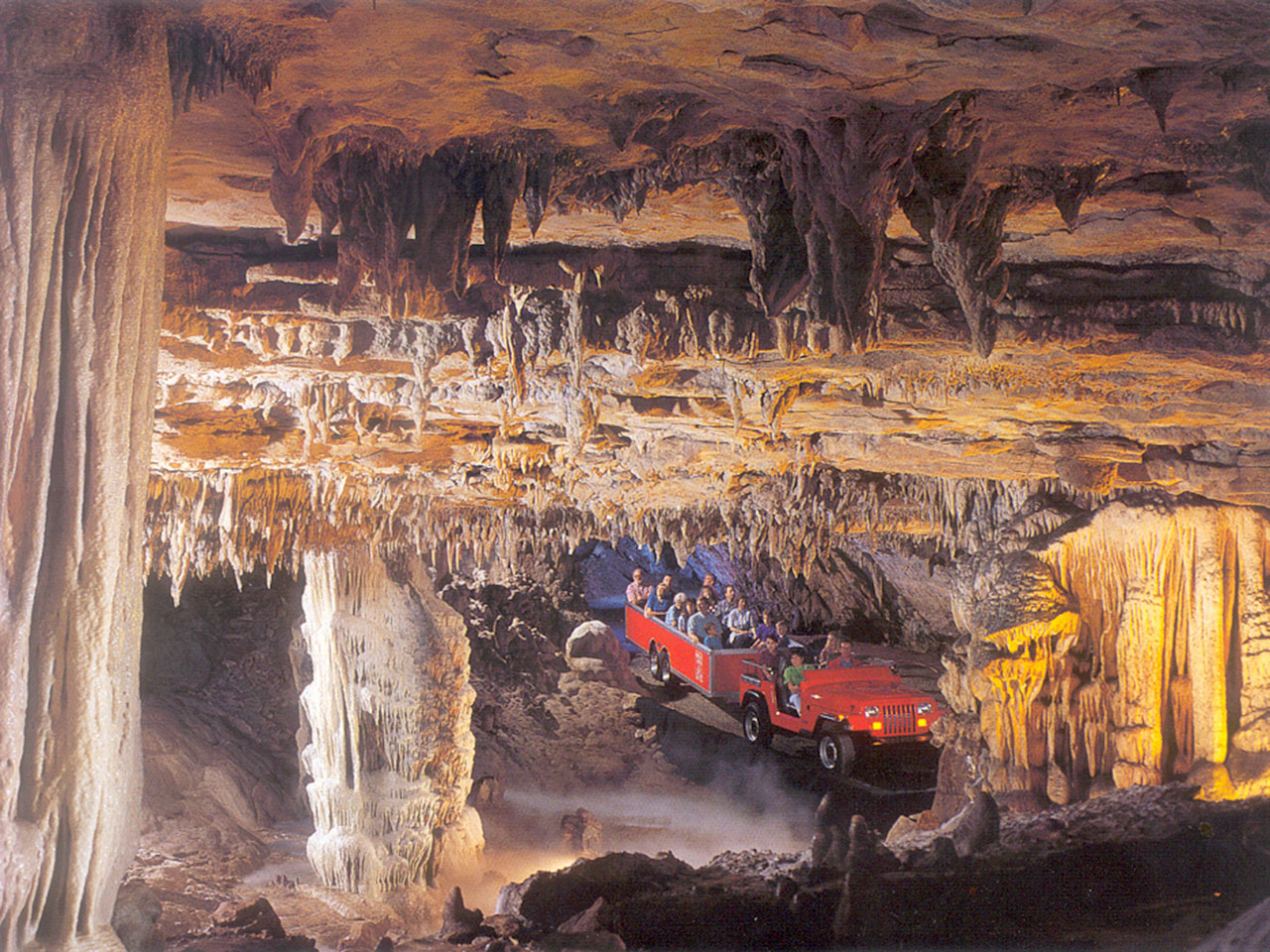 Fantastic-Caverns-Hall-of-Giants-1280x960